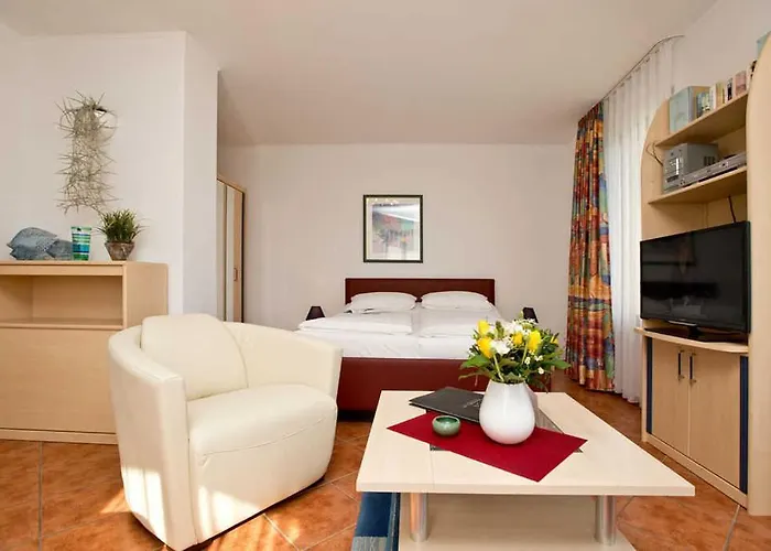 Goodewind App 7 2 Fabian Апартаменты *